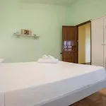 Alba Ogliastra Con Piscina Privata Tertenìa