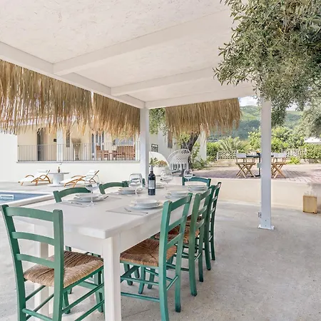Alba Ogliastra Con Piscina Privata 빌라 테르테니아